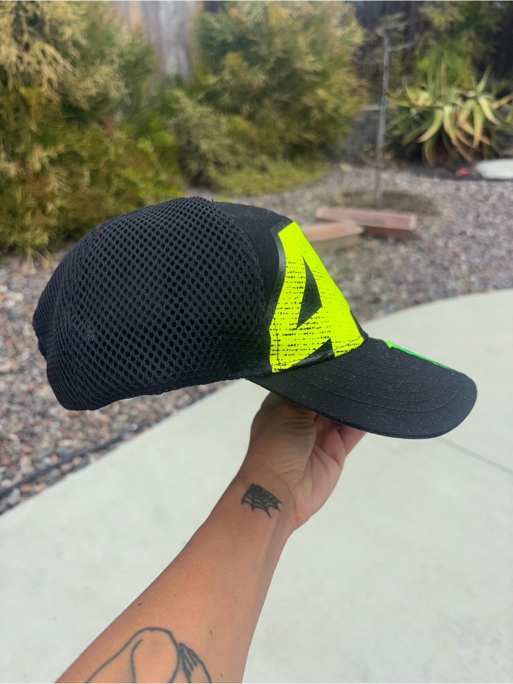 Hat - Picture 7 of 7